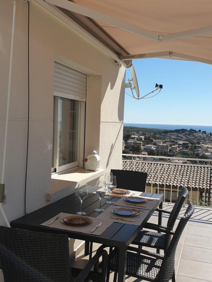 Precioso Apartamento Con Vista Al Mar Calafell Exterior photo